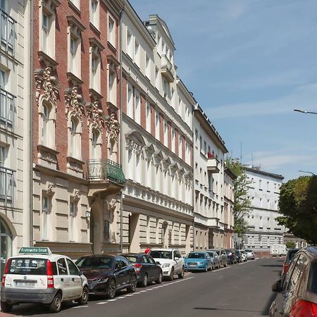 Apartment Krakow Arianska By Renters Prestige Εξωτερικό φωτογραφία
